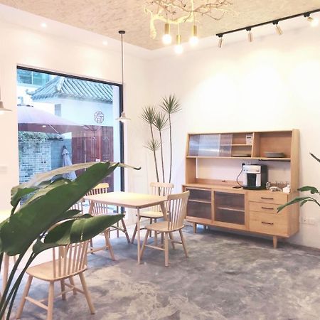 Spring Breeze Boutique Guest House Wuyuan Exterior photo